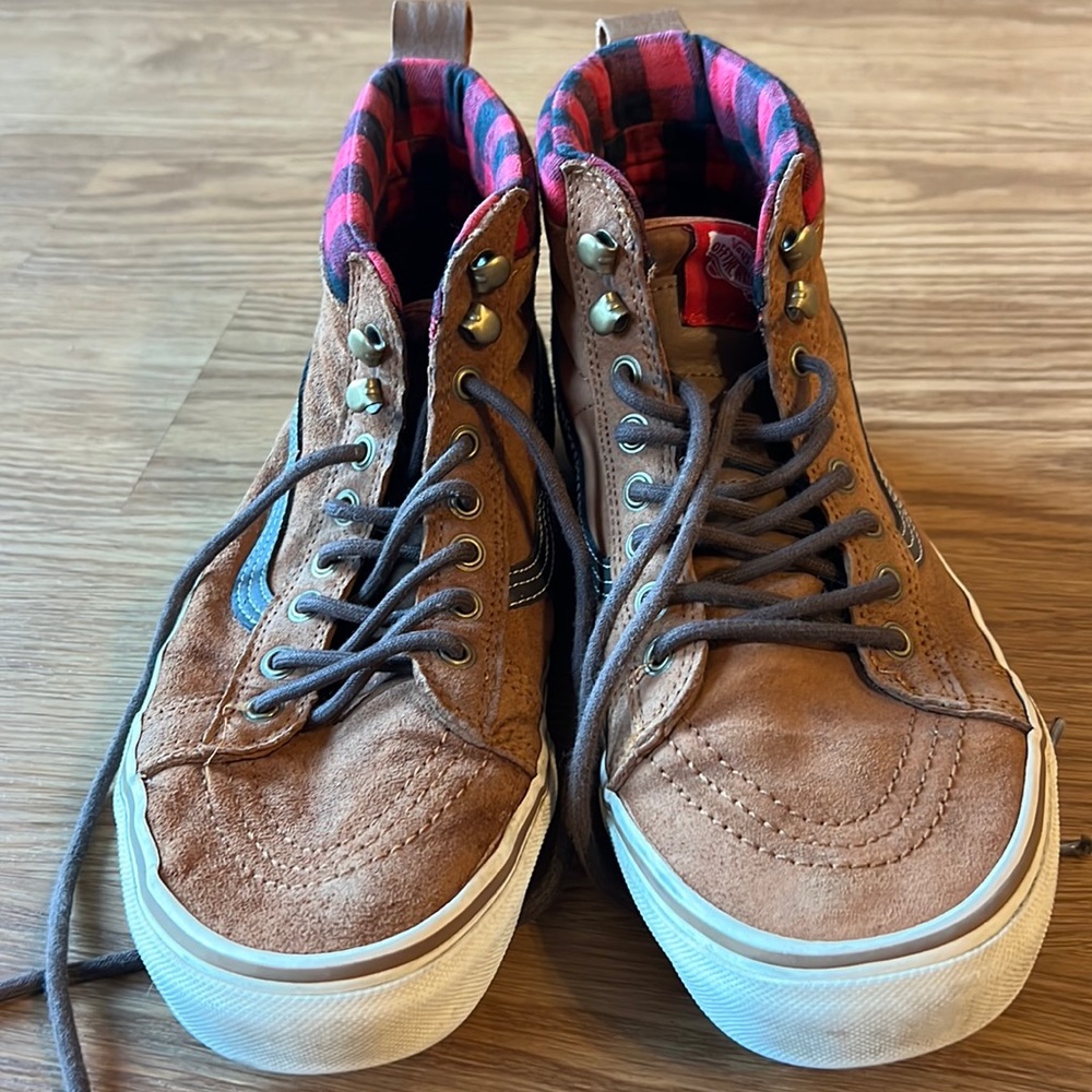 Men’s size 10 vans MTE